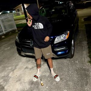 Meet your Posher, Hector